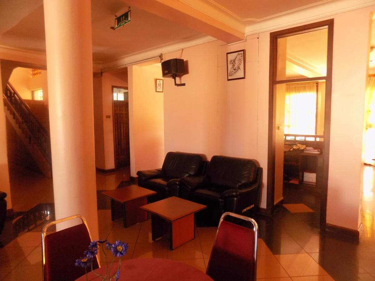 Entebbe Traveller'S Hotel Exterior foto